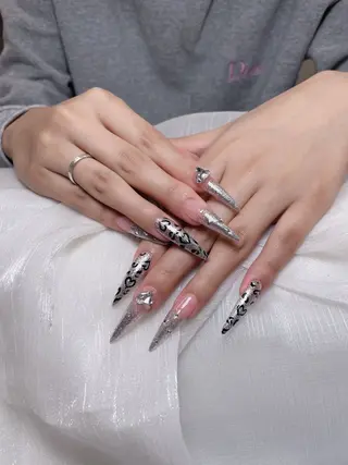 ネイル ENsalon Takareiのネイルデザイン