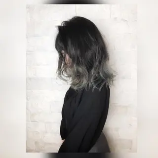 ミディアム 圧倒的美髪ストレート ツダケイタロウのヘアスタイル