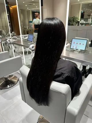 ロング MINX Ginza所属・ツヤ透明感カラー✨ 寺本彗人のヘアスタイル