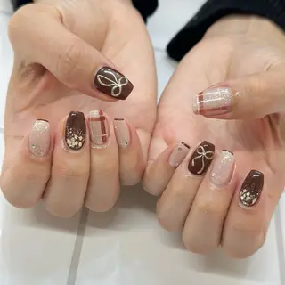 ネイル Elegancia. Hiromiのネイルデザイン