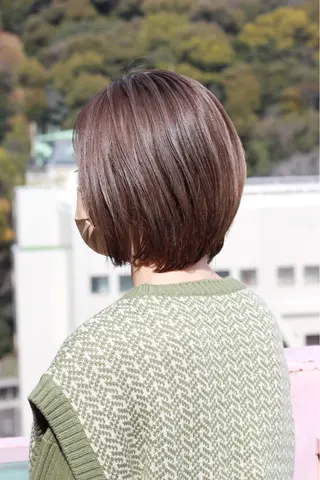 ショート カラー Viage （ビアージュ）のヘアスタイル