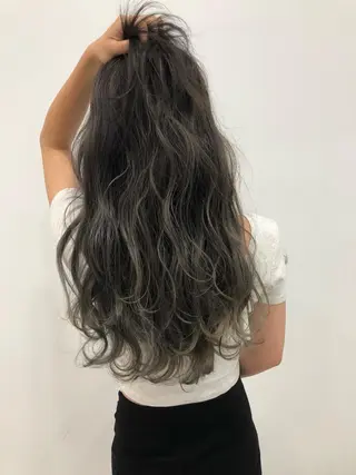 ロング Rubik's江坂 ルービックえさかのヘアスタイル