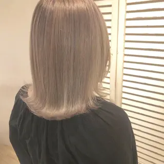 ミディアム カラー 韓国🇰🇷レイヤー 映える顔周り🩷のヘアスタイル