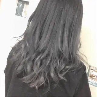 セミロング カラー 栞美容室所属・三浦 健太郎のヘアスタイル