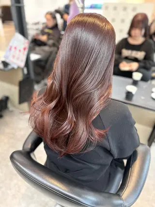 ロング カラー 伊藤 美奈穂のヘアスタイル