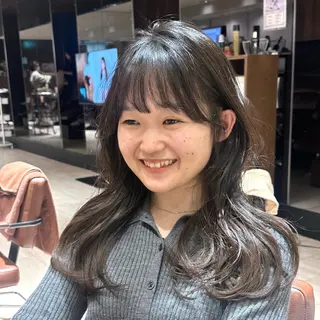 セミロング 🩶 maria🩶のヘアスタイル