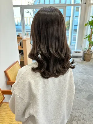 ミディアム カラー yunica所属・yunica manaeのヘアスタイル