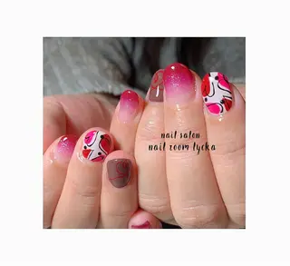 ネイル ﾈｲﾙﾙｰﾑﾘｯｶ 𝐦𝐚𝐲𝐮のネイルデザイン