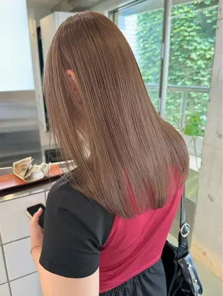 セミロング カラー 🐯ミルクティーベー ジュ/大雅🐯のヘアスタイル