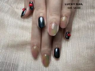 ネイル LUCKY NAILのネイルデザイン