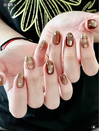 ネイル コウ ヨウのネイルデザイン