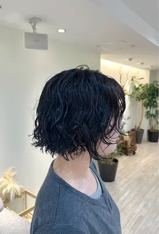 ショート パーマ つぼみ/パーマ ／レイヤー／ボブのヘアスタイル