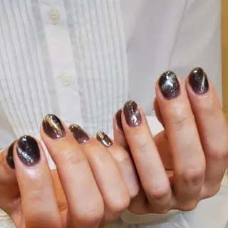 ネイル MOM  原宿店所属・MoM マムネイル原宿のネイルデザイン