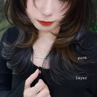 ロング カラー Pocket仙台 💚モエリのヘアスタイル