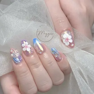 ネイル Maggie Nail🦩のネイルデザイン