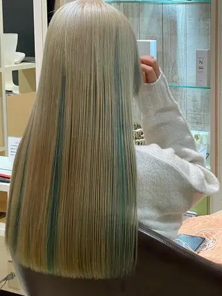 ロング カラー 🌈派手髪ハイトーン 🌈鈴木亮太🌈のヘアスタイル