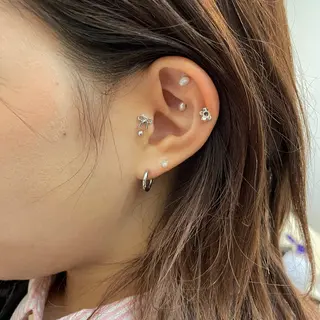 iet.所属・ウルフ/ボブ/耳ツボ ジュエリー◎ricoのヘアスタイル