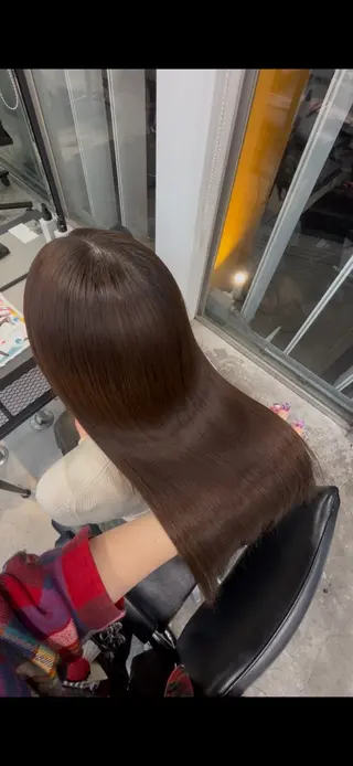 ロング カラー ダメージレス艶カラー MISAKI🦋のヘアスタイル