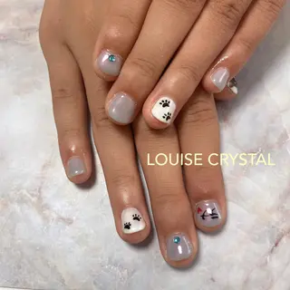 ネイル LOUISE CRYSTALのネイルデザイン