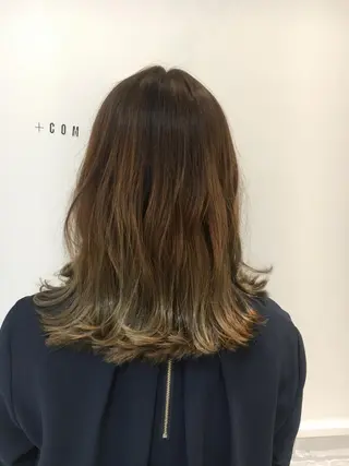 カラー 江原 彩華のヘアスタイル