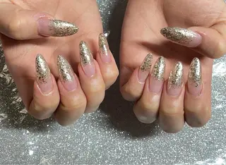 ネイル VIERU 🌈🎀💖のネイルデザイン