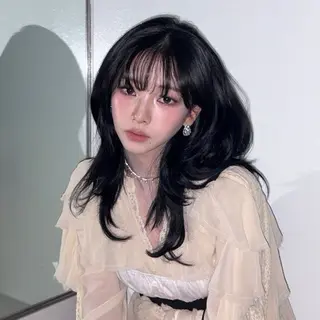 ミディアム 🇰🇷 韓国ヘア/ sumire 🫧のヘアスタイル