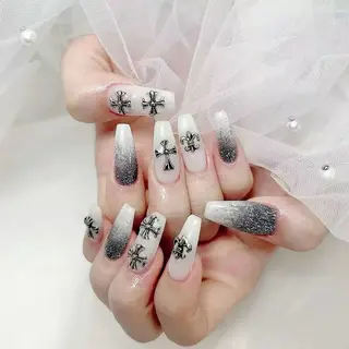 ネイル 🌈 Laule'aのネイルデザイン