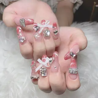 ネイル D-BEAUTY Nailsalonのネイルデザイン