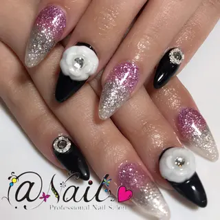 ネイル 小尾 栞のネイルデザイン