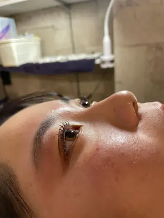 マツエク・マツパ 山下 琴未のヘアスタイル