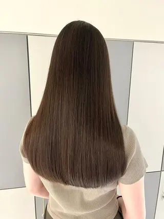 ロング カラー LOVESTOIKE 井上つぐみ/透明感のヘアスタイル