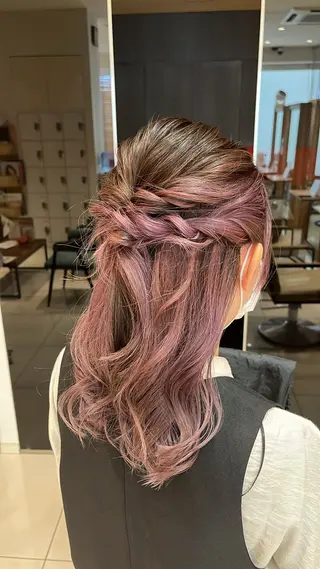 ヘアアレンジ なつな/ 透明感カラーのヘアスタイル