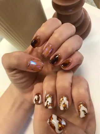 ネイル 黒葛原 めぐみのネイルデザイン