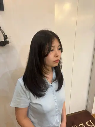 ロング 韓国レイヤーカット/ ハイトーン/マアヤのヘアスタイル