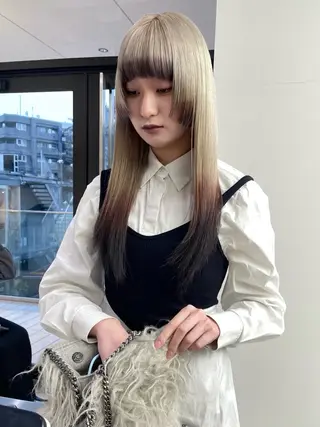 ロング カラー stén所属・HARUKA/原宿 ハイトーン/レイヤーのヘアスタイル