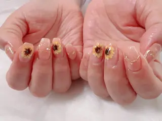 ネイル Nail華所属・武藤 理恵のネイルデザイン