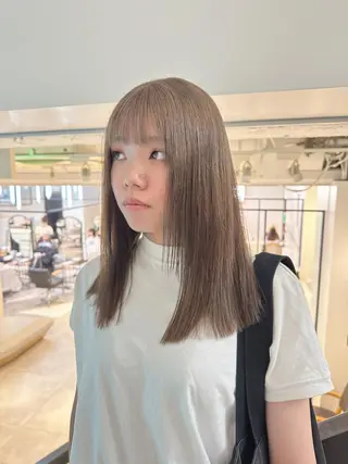 ロング カラー ヘアアレンジ ハイトーン特化 pepe🎀のヘアスタイル