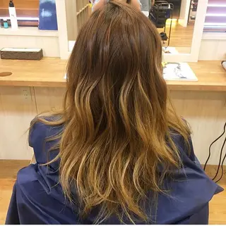 ロング カラー BLINK京橋 (ブリンク)のヘアスタイル