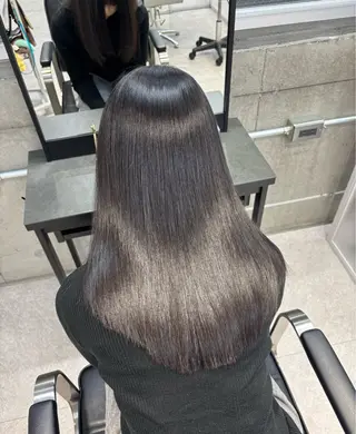 ロング パーマ ヒマワリ/ 艶カラー/髪質改善のヘアスタイル