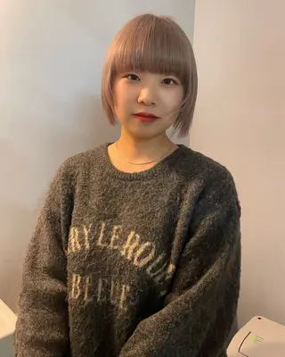 ショート カラー カットモデル/ ハイトーン/ゆうあのヘアスタイル