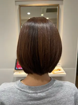 ショート 小鴨 美佳のヘアスタイル