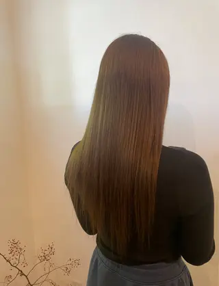 ロング カラー 伴 星来のヘアスタイル