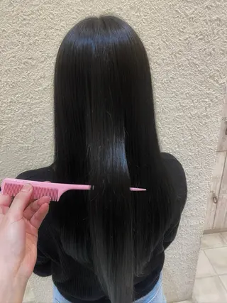 ロング パーマ 山下 優美のヘアスタイル