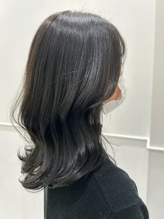 ミディアム カラー 日南乃/柔らか ブラウンカラーのヘアスタイル