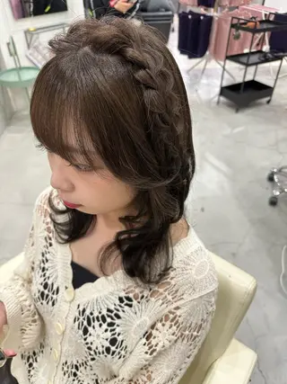 セミロング カラー さあや 【透け感/艶感】のヘアスタイル