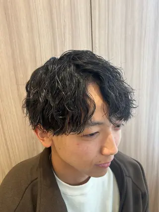 ショート パーマ メンズ指名数No.1 鐸木桜子のヘアスタイル