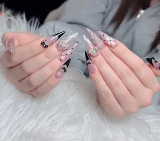 ネイル Lenie Nail Okuboのネイルデザイン