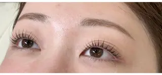 アイブロウ 【パリジェンヌ&マツエク専門店】Lucky U 新小岩店所属・新小岩パリジェンヌ マツエク専門店のマツエク・マツパデザイン