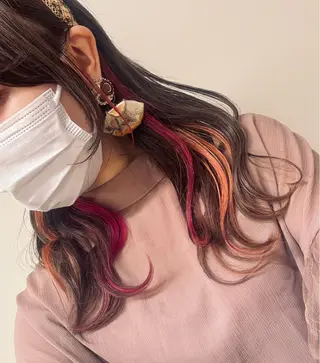 セミロング カラー 古川 琴美のヘアスタイル