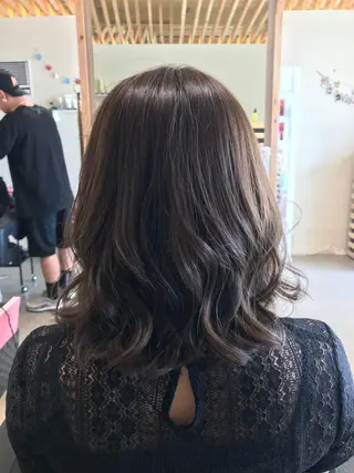 ミディアム カラー 関口 友行のヘアスタイル